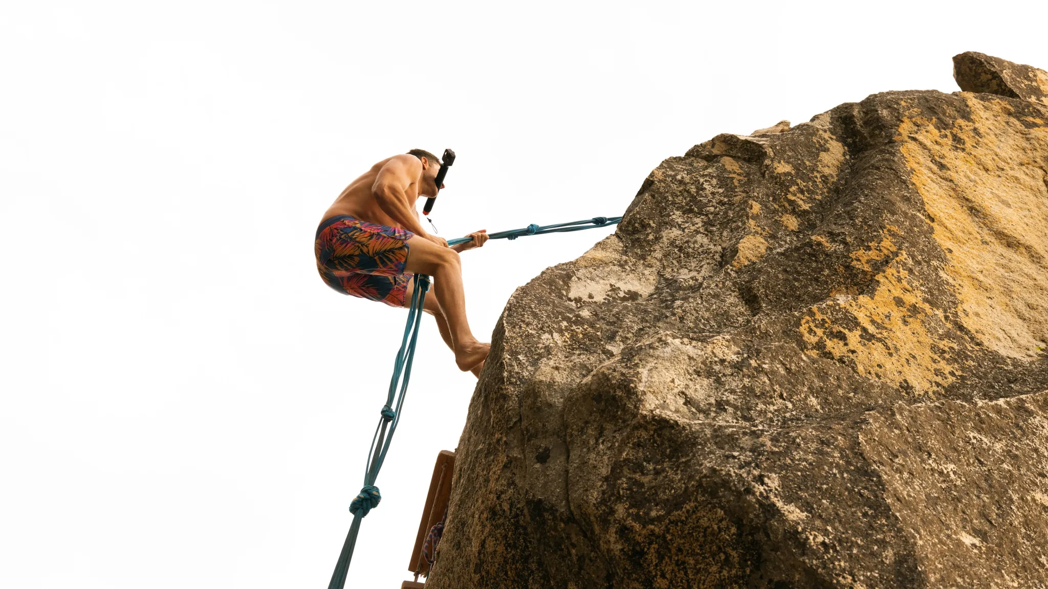 GoPro Floating Extension Pole 32in (80cm) - Image 7
